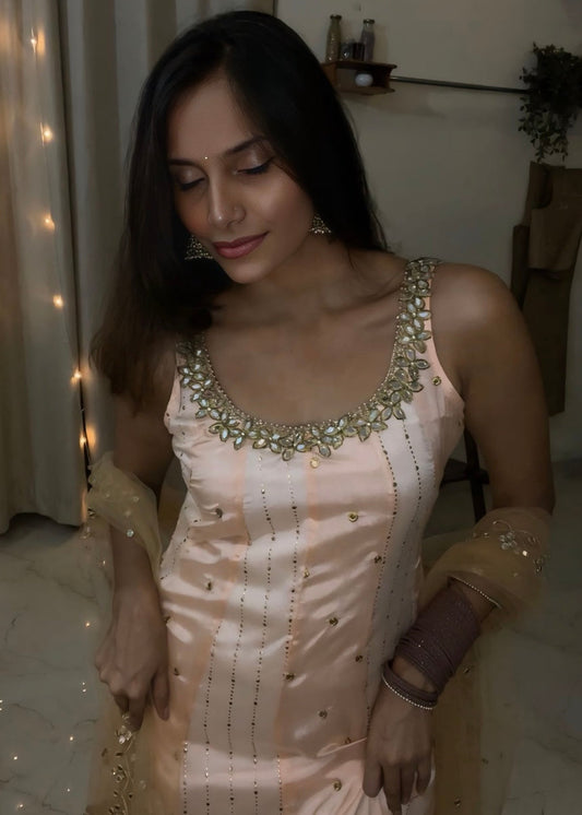 'Afiya' - Anarkali suit set with sleeves attached