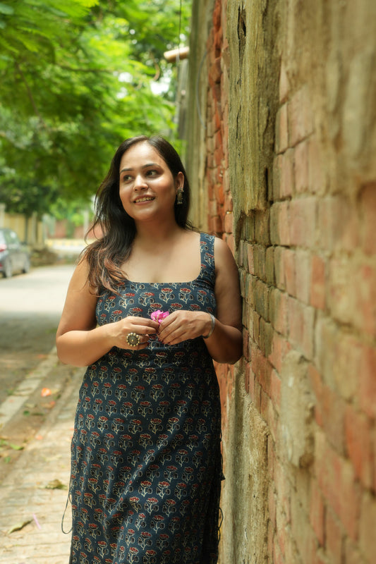 LAYA - AJARAKH PRINT STRAIGHT FIT KURTI (sleeves attached inside)