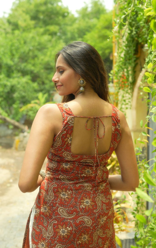 AMBIKA – HAND BLOCK PRINTED STRAIGHT FIT KURTI (sleeves attached inside)