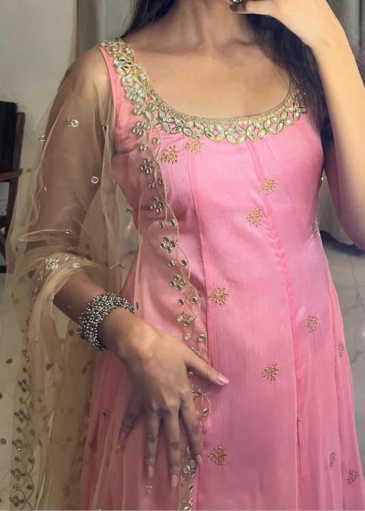 'Mahira' - Anarkali suit set with sleeves attached